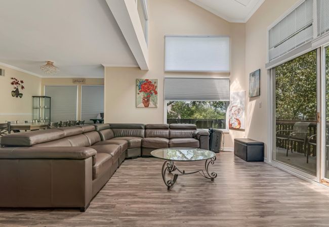 House in Tannersville - The Best Views From Camelback House in Tannersville - The Best Views From Camelback