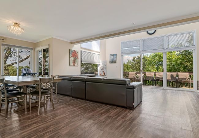 House in Tannersville - The Best Views From Camelback House in Tannersville - The Best Views From Camelback