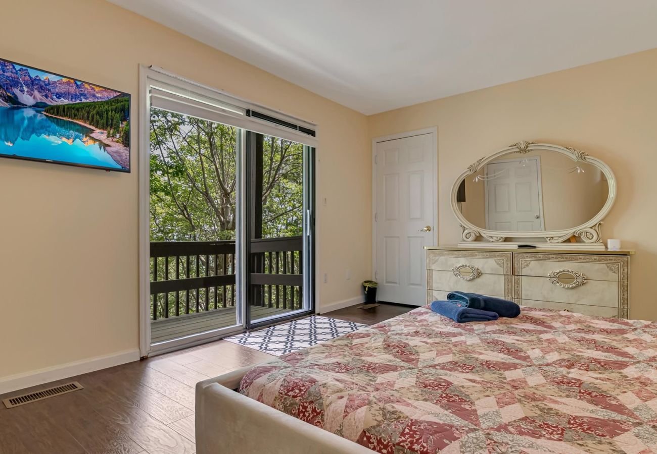 House in Tannersville - The Best Views From Camelback