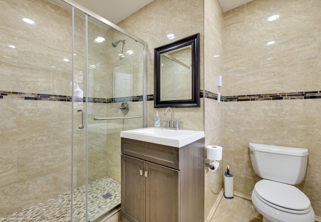 House in Tannersville - Cozy Modern Camelback House House in Tannersville - Cozy Modern Camelback House