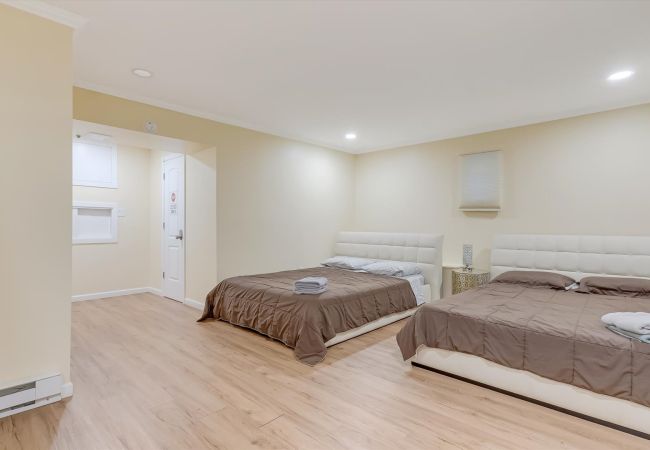 House in Tannersville - Cozy Modern Camelback House House in Tannersville - Cozy Modern Camelback House