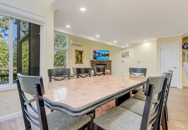 House in Tannersville - Cozy Modern Camelback House House in Tannersville - Cozy Modern Camelback House