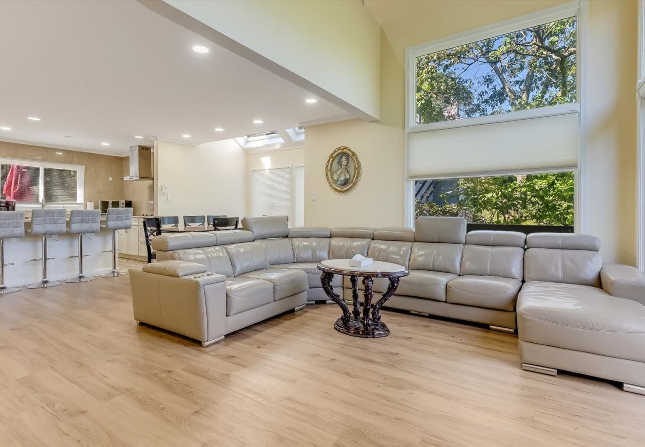 House in Tannersville - Cozy Modern Camelback House