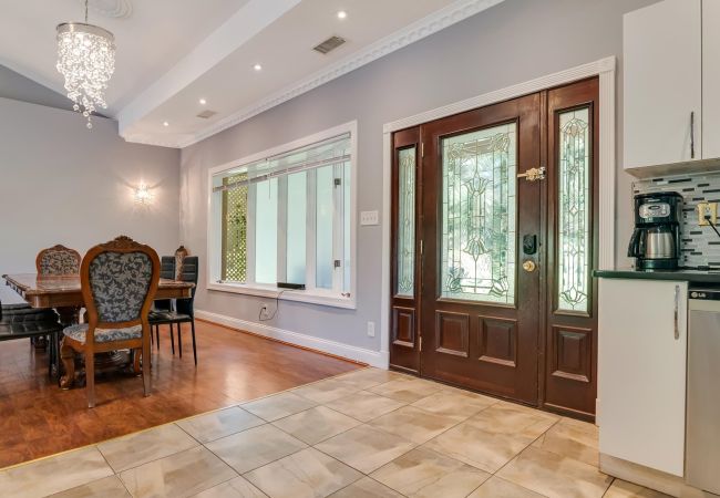 House in Pocono Lake -  Luxury Lake Front Camelot Villa House in Pocono Lake -  Luxury Lake Front Camelot Villa