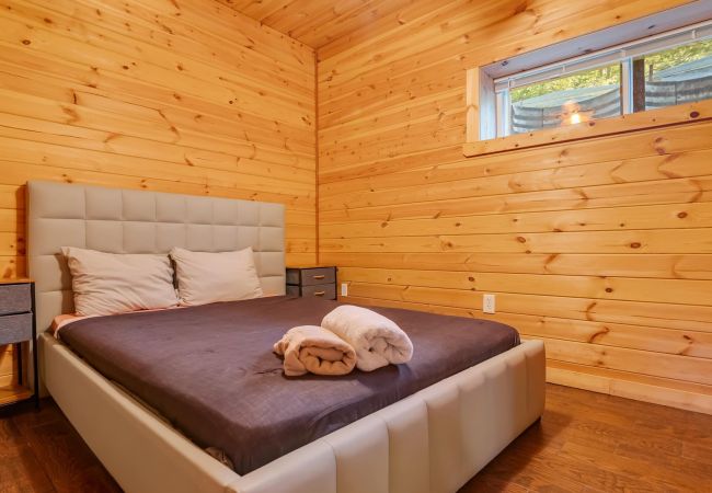 House in Pocono Lake -  Luxury Lake Front Camelot Villa House in Pocono Lake -  Luxury Lake Front Camelot Villa