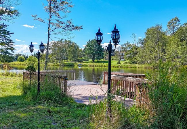 House in Pocono Lake -  Luxury Lake Front Camelot Villa House in Pocono Lake -  Luxury Lake Front Camelot Villa