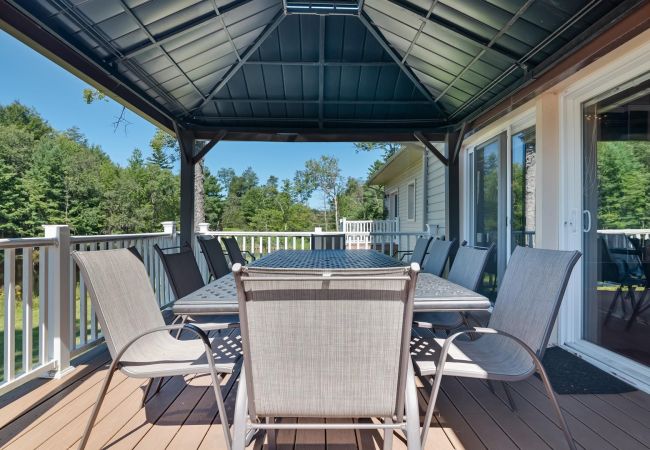 House in Pocono Lake -  Luxury Lake Front Camelot Villa House in Pocono Lake -  Luxury Lake Front Camelot Villa